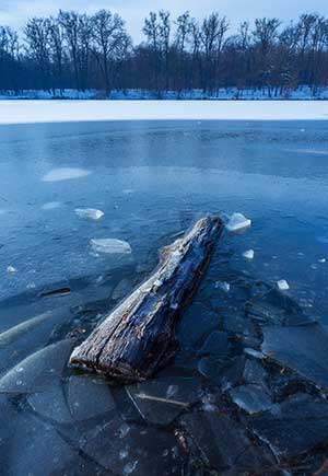 What Does It Mean When You Dream About a Frozen Lake