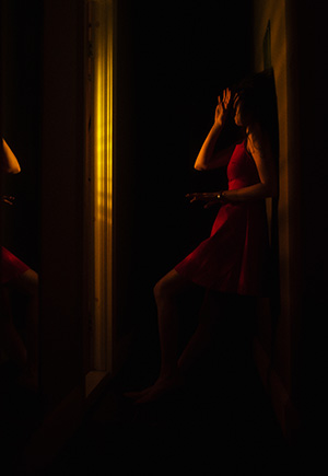 What Does It Mean When You Dream About Being Trapped in a Room