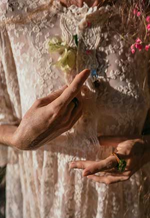 What Does It Mean When You Dream About Being Late for a Wedding?
